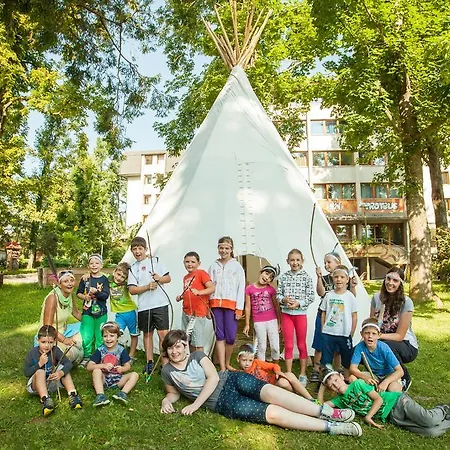 Youth Proteus Hostel