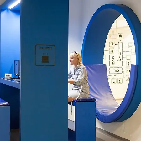 Youth Proteus Hostel Postojna