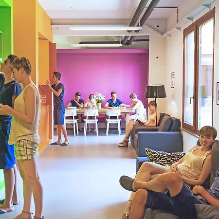 Youth Proteus Hostel