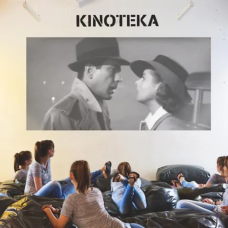 Hostel Youth Proteus Postojna