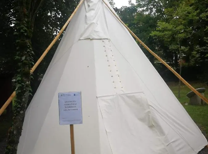 Youth Proteus Hostel *