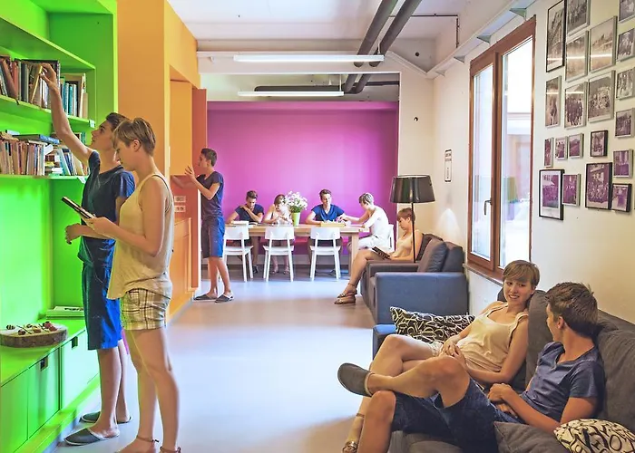 Youth Proteus Ostello