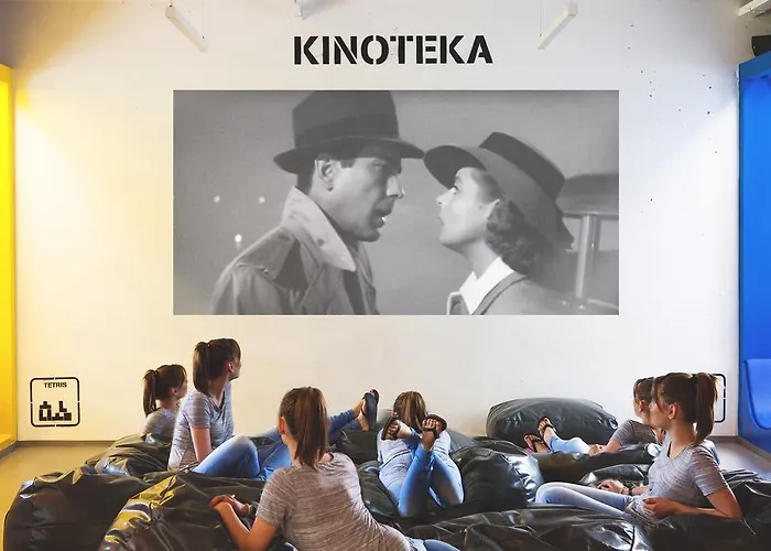 Hostel Youth Proteus Postojna